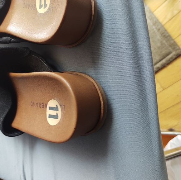 Lucky Brand pebble black leather slip on mules size 11 - Picture 3 of 3